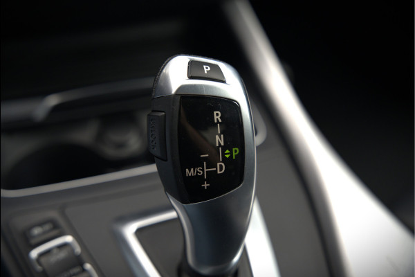 BMW 2 Serie Coupé 218i High Executive M Sport | M Performance | Stoelverwarming | Navigatie | Keyless | Camera | Cruise Control | DAB | HIFI | Parkeersensoren | Leer | Digital Dash | Automaat | NAP | Orig. NL | BTW