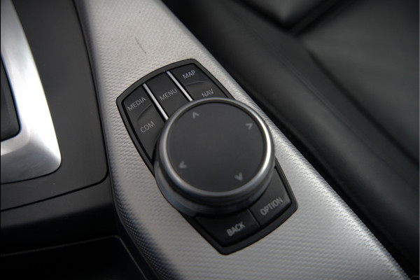BMW 2 Serie Coupé 218i High Executive M Sport | M Performance | Stoelverwarming | Navigatie | Keyless | Camera | Cruise Control | DAB | HIFI | Parkeersensoren | Leer | Digital Dash | Automaat | NAP | Orig. NL | BTW