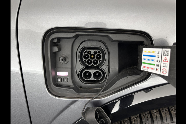 Renault Mégane E-Tech EV60 Optimum Charge Techno [ 3-Fase ] *HEAT-PUMP | LEATHER-MICROFIBRE | FULL-LED | ADAPTIVE-CRUISE | LANE-ASSIST | TOPVIEW | KEYLESS | HEATED-COMFORTSEATS | DAB+ | CAMERA | CARPLAY | TOWBAR | NAVI-FULLMAP | DIGI-COCKPIT | 20"ALU*