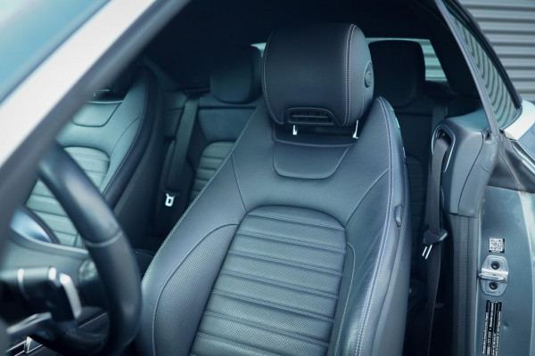 Mercedes-Benz C-Klasse Cabrio 200 / AMG / Facelift / NL Auto / Leder / Carplay