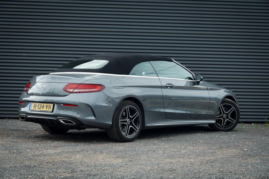Mercedes-Benz C-Klasse Cabrio 200 / AMG / Facelift / NL Auto / Leder / Carplay