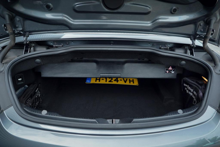 Mercedes-Benz C-Klasse Cabrio 200 / AMG / Facelift / NL Auto / Leder / Carplay