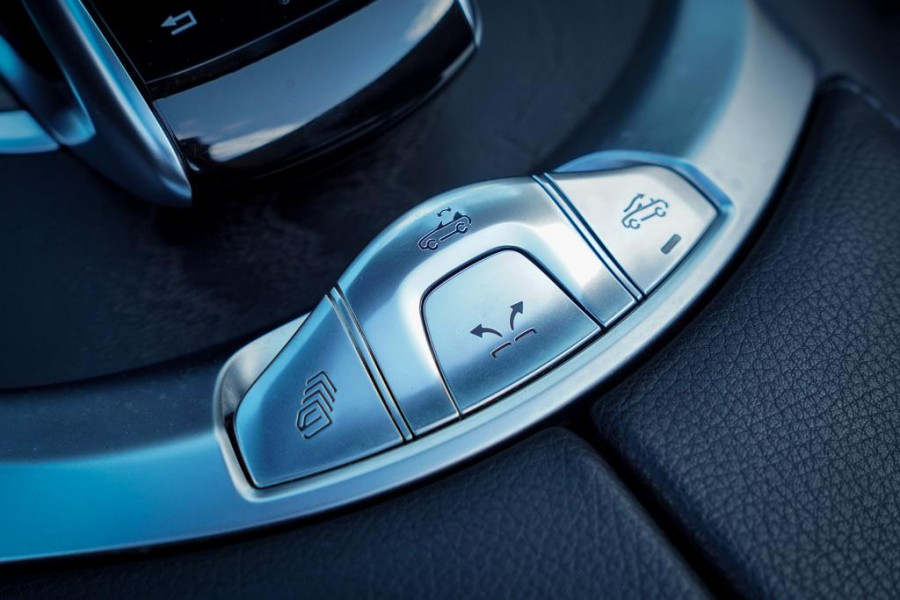 Mercedes-Benz C-Klasse Cabrio 200 / AMG / Facelift / NL Auto / Leder / Carplay