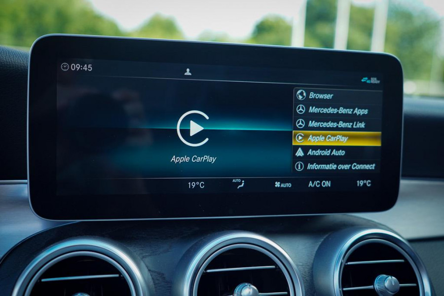 Mercedes-Benz C-Klasse Cabrio 200 / AMG / Facelift / NL Auto / Leder / Carplay