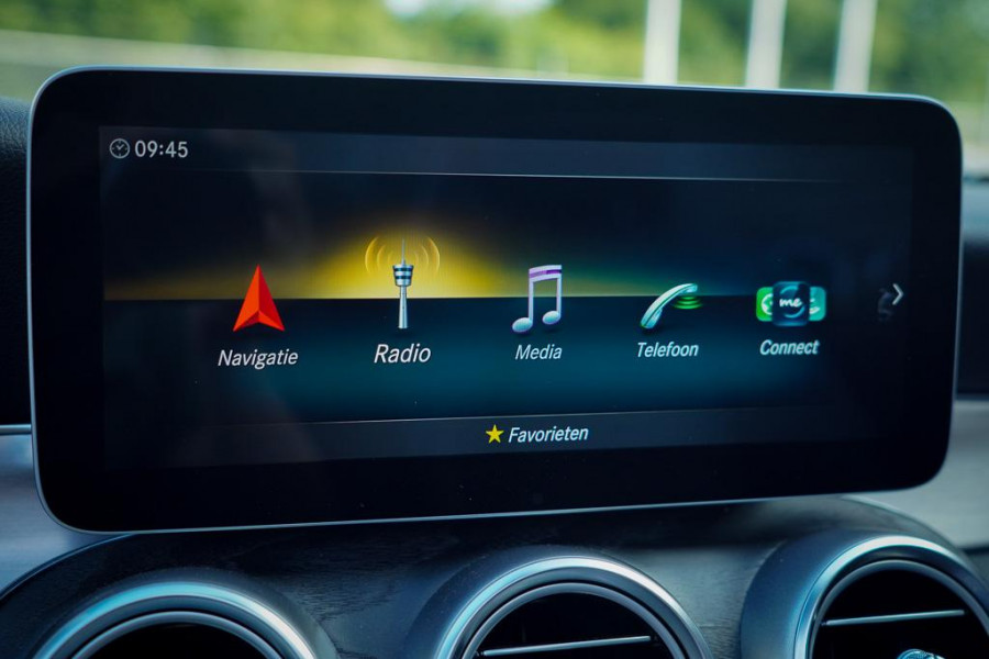 Mercedes-Benz C-Klasse Cabrio 200 / AMG / Facelift / NL Auto / Leder / Carplay