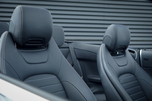 Mercedes-Benz C-Klasse Cabrio 200 / AMG / Facelift / NL Auto / Leder / Carplay