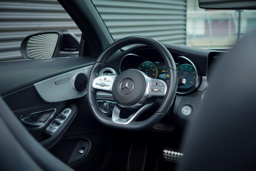 Mercedes-Benz C-Klasse Cabrio 200 / AMG / Facelift / NL Auto / Leder / Carplay
