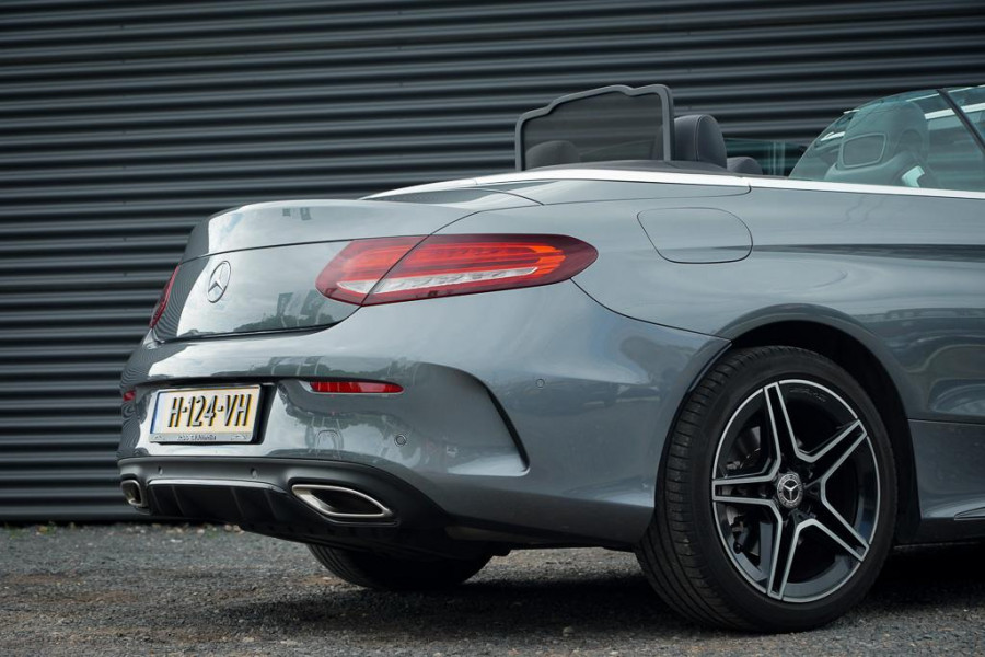 Mercedes-Benz C-Klasse Cabrio 200 / AMG / Facelift / NL Auto / Leder / Carplay