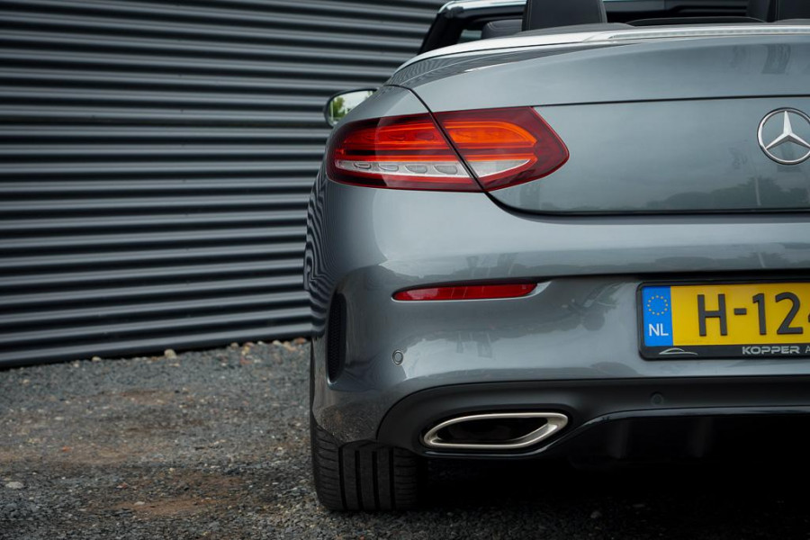 Mercedes-Benz C-Klasse Cabrio 200 / AMG / Facelift / NL Auto / Leder / Carplay