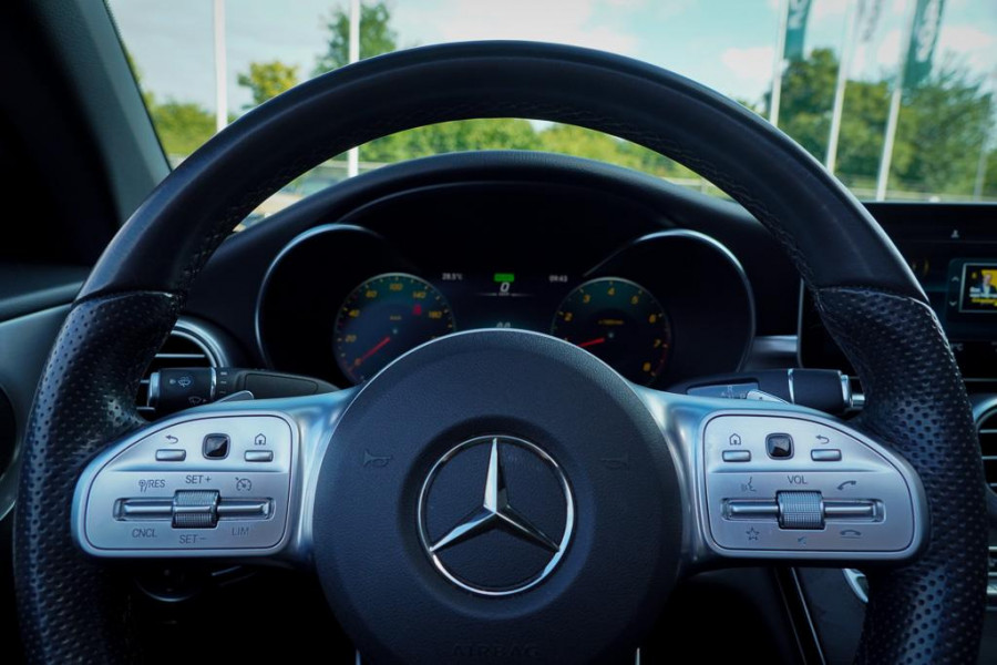 Mercedes-Benz C-Klasse Cabrio 200 / AMG / Facelift / NL Auto / Leder / Carplay
