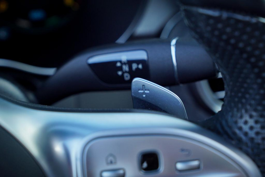 Mercedes-Benz C-Klasse Cabrio 200 / AMG / Facelift / NL Auto / Leder / Carplay