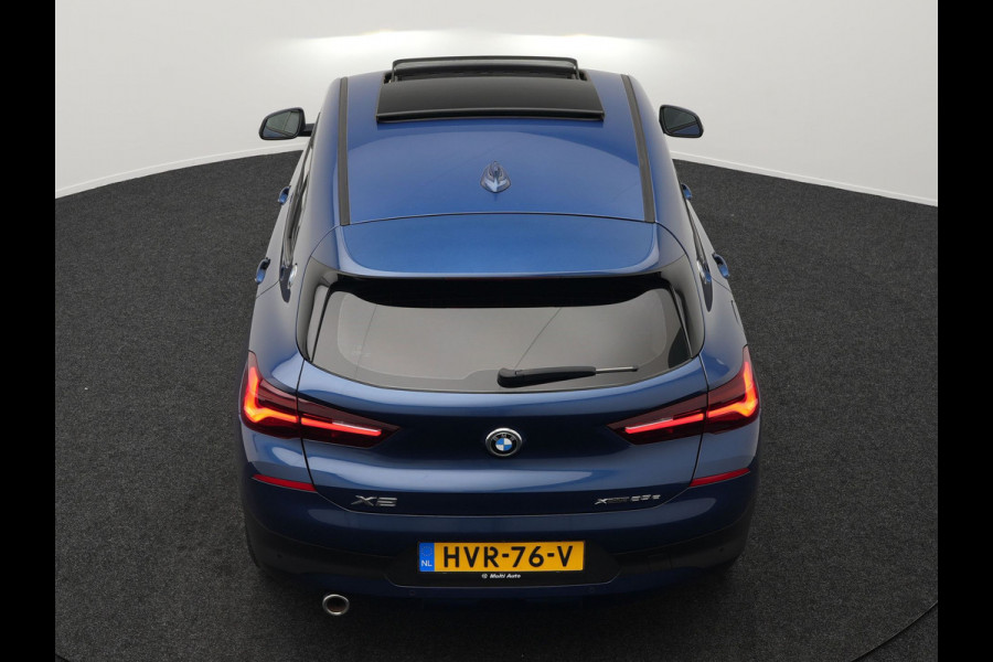 BMW X2 xDrive25e Executive Plug In Hybrid 220pk Dealer O.H PHEV | Panodak | Adaptive Cruise | Camera | Navi Pro | Lederen Bekleding | Sfeerverlichting | Keyless |