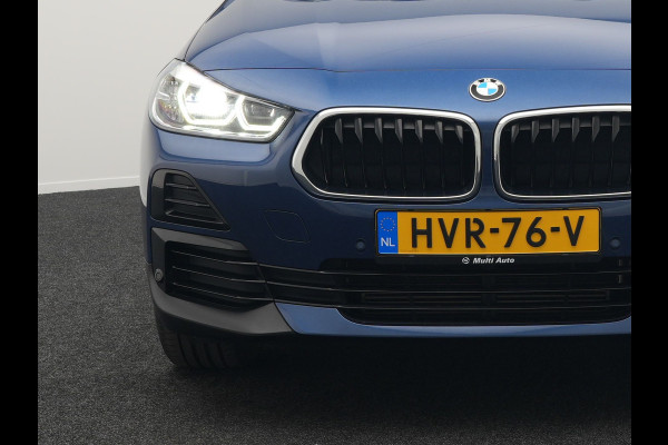 BMW X2 xDrive25e Executive Plug In Hybrid 220pk Dealer O.H PHEV | Panodak | Adaptive Cruise | Camera | Navi Pro | Lederen Bekleding | Sfeerverlichting | Keyless |