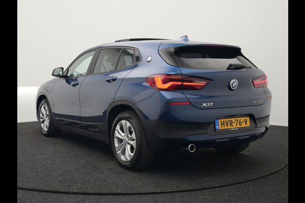 BMW X2 xDrive25e Executive Plug In Hybrid 220pk Dealer O.H PHEV | Panodak | Adaptive Cruise | Camera | Navi Pro | Lederen Bekleding | Sfeerverlichting | Keyless |
