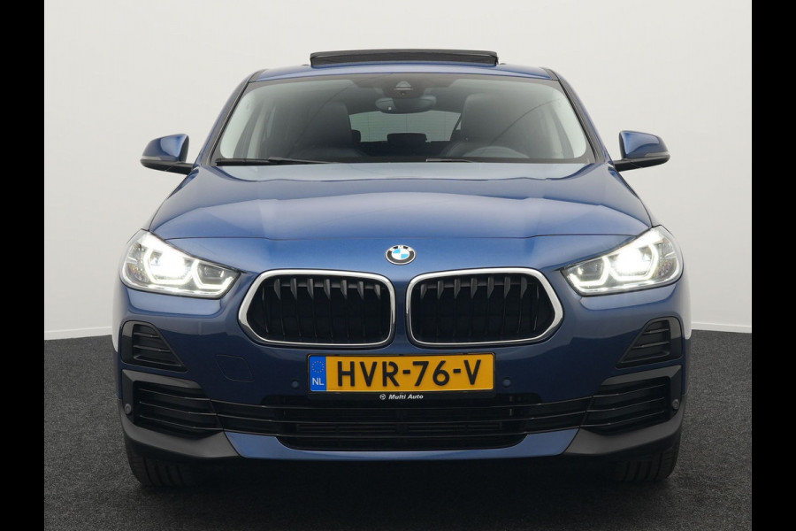 BMW X2 xDrive25e Executive Plug In Hybrid 220pk Dealer O.H PHEV | Panodak | Adaptive Cruise | Camera | Navi Pro | Lederen Bekleding | Sfeerverlichting | Keyless |
