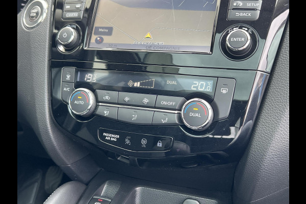 Nissan QASHQAI 1.2 N-Connecta | navigatie | panoramadak | trekhaak