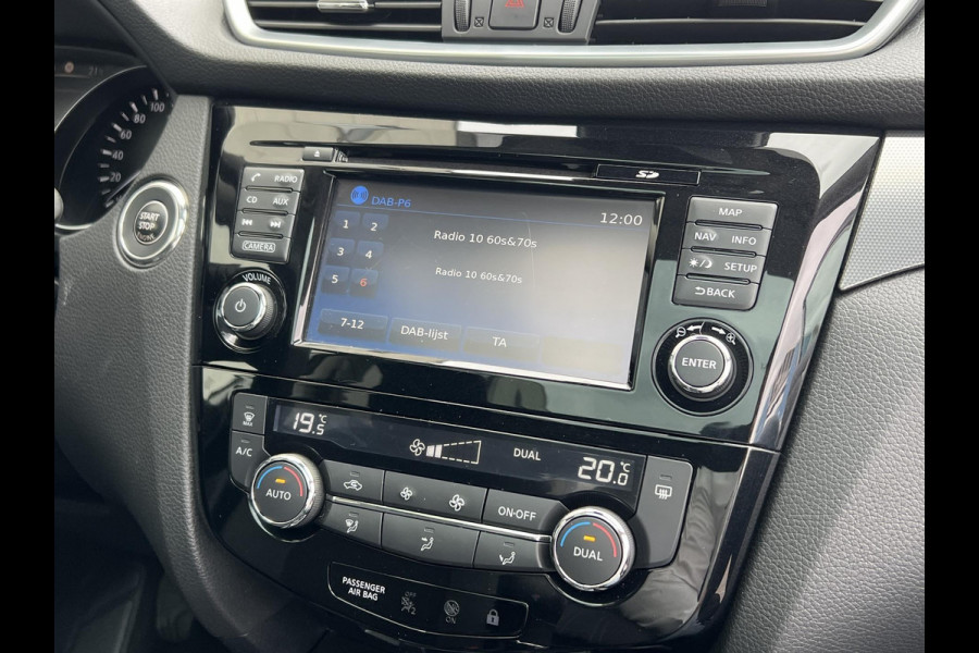 Nissan QASHQAI 1.2 N-Connecta | navigatie | panoramadak | trekhaak