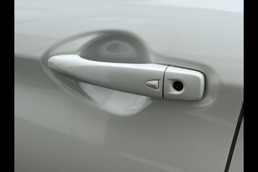 Nissan QASHQAI 1.2 N-Connecta | navigatie | panoramadak | trekhaak
