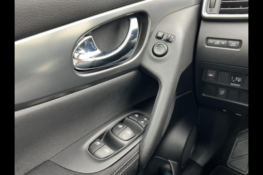 Nissan QASHQAI 1.2 N-Connecta | navigatie | panoramadak | trekhaak
