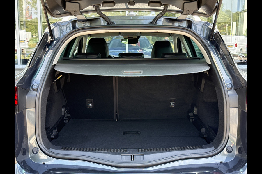 Renault MEGANE Estate 1.3 TCe Intens | NL-auto | 1e Eig | Groot navi | Camera | Trekhaak | Clima | PDC