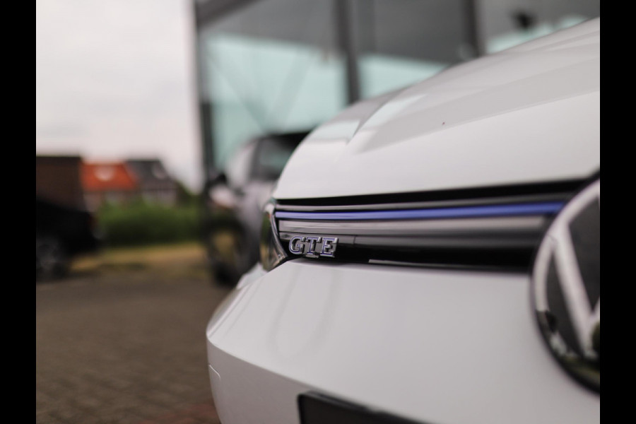 Volkswagen Golf 1.4 eHybrid GTE | Stoel/Stuurverw. | Carplay | ACC | PDC | 3-Zone Airco