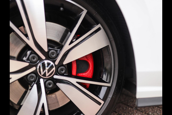 Volkswagen Golf 1.4 eHybrid GTE | Stoel/Stuurverw. | Carplay | ACC | PDC | 3-Zone Airco