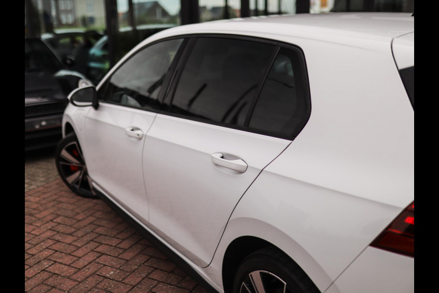Volkswagen Golf 1.4 eHybrid GTE | Stoel/Stuurverw. | Carplay | ACC | PDC | 3-Zone Airco