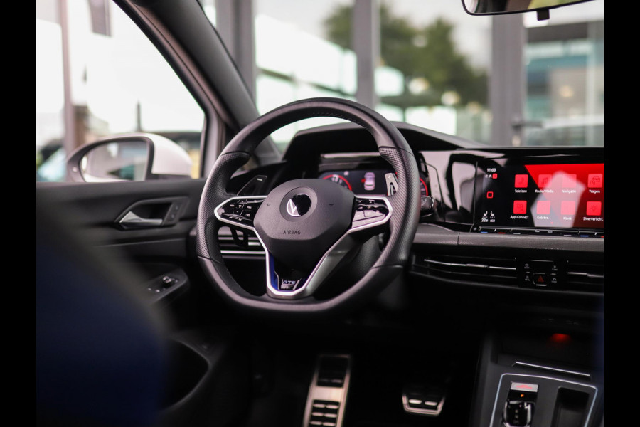 Volkswagen Golf 1.4 eHybrid GTE | Stoel/Stuurverw. | Carplay | ACC | PDC | 3-Zone Airco