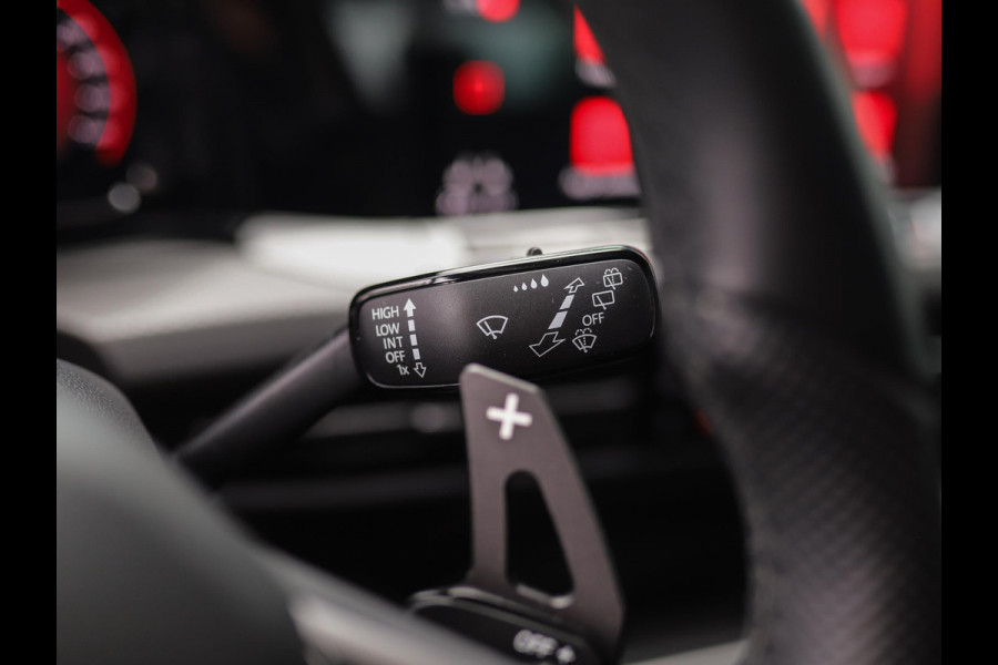 Volkswagen Golf 1.4 eHybrid GTE | Stoel/Stuurverw. | Carplay | ACC | PDC | 3-Zone Airco