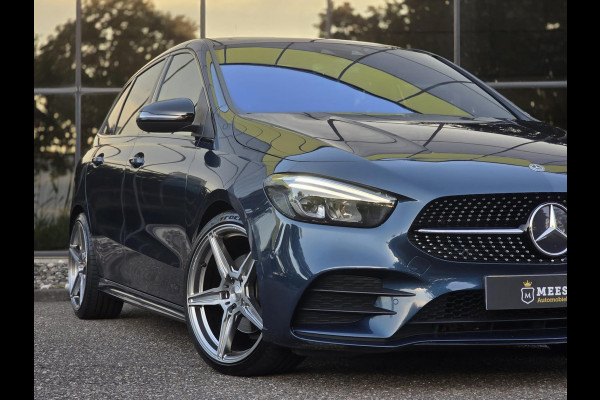 Mercedes-Benz B-Klasse 180 Business Solution AMG|PANO|CAMERA