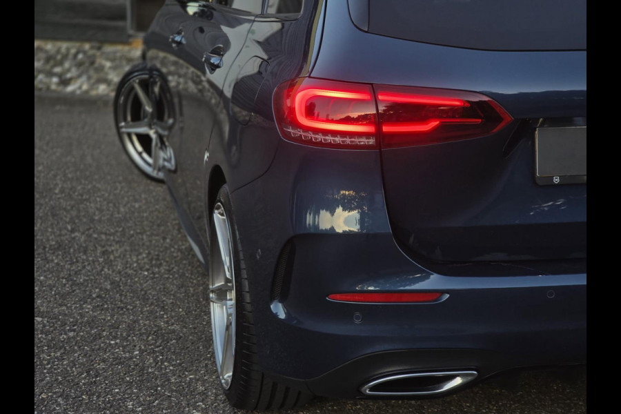 Mercedes-Benz B-Klasse 180 Business Solution AMG|PANO|CAMERA
