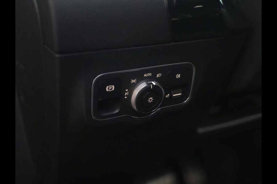 Mercedes-Benz B-Klasse 180 Business Solution AMG|PANO|CAMERA