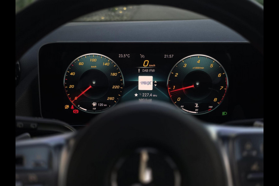 Mercedes-Benz B-Klasse 180 Business Solution AMG|PANO|CAMERA