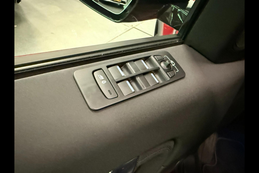 Land Rover Discovery Sport P300e 1.5 R-Dynamic SE NAVI/MERIDIAN-SOUND/LED/DAB/CARPLAY/M-STOELEN/SFEERVERLICHTING////