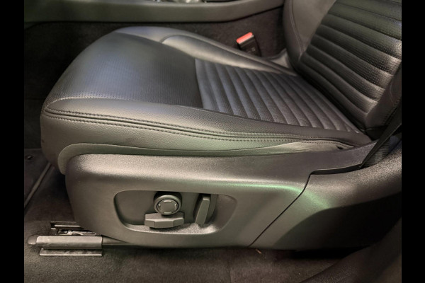 Land Rover Discovery Sport P300e 1.5 R-Dynamic SE NAVI/MERIDIAN-SOUND/LED/DAB/CARPLAY/M-STOELEN/SFEERVERLICHTING////