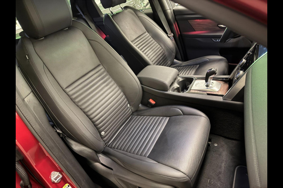 Land Rover Discovery Sport P300e 1.5 R-Dynamic SE NAVI/MERIDIAN-SOUND/LED/DAB/CARPLAY/M-STOELEN/SFEERVERLICHTING////