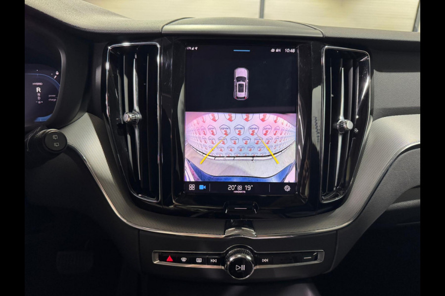 Volvo XC60 2.0 T6 Plug-in hybrid AWD Plus Dark | Pano | Camera | Memory | 19 inch