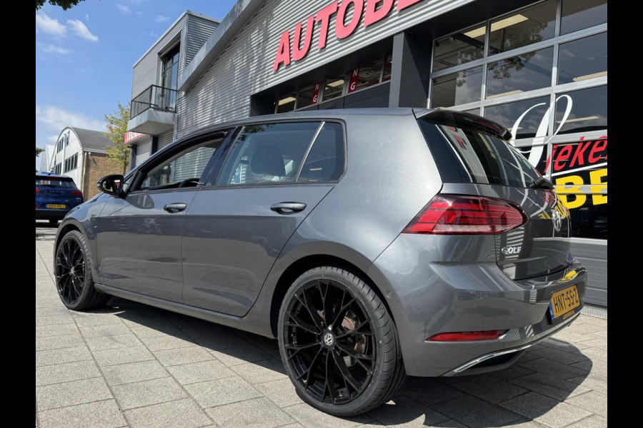 Volkswagen Golf 1.0 TSI IQ-Drive Limited - Navigatie / Apple CarPlay I Airco I LED I PDC I 19"Sport velgen I Dealer onderhouden