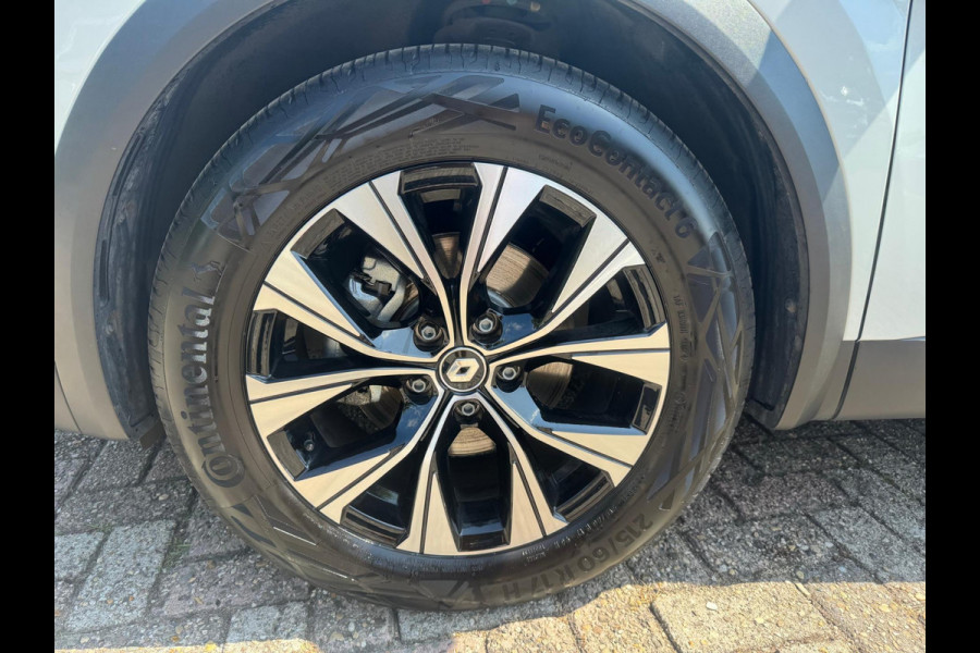 Renault Captur 1.6 E-Tech full hybrid 145 techno Groot navi / Camera / Virtual cockpit / P-sensoren / Lage km stand!