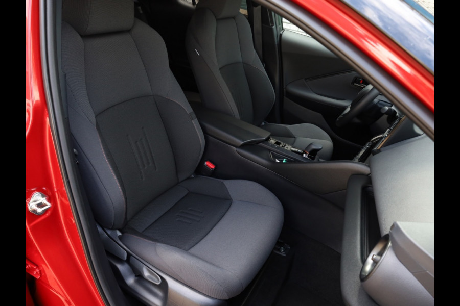 Toyota C-HR Hybrid 200 AWD First Edition | El. Achterklep | Stoelverwarming