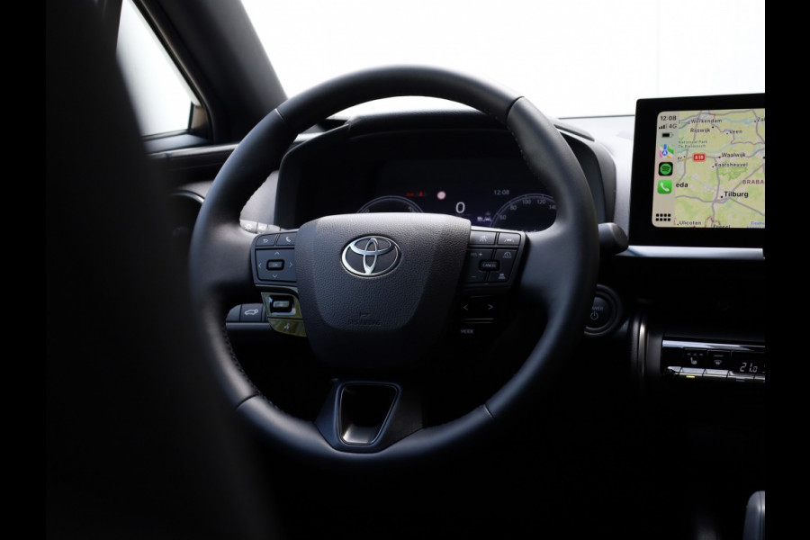 Toyota C-HR Hybrid 200 AWD First Edition | El. Achterklep | Stoelverwarming