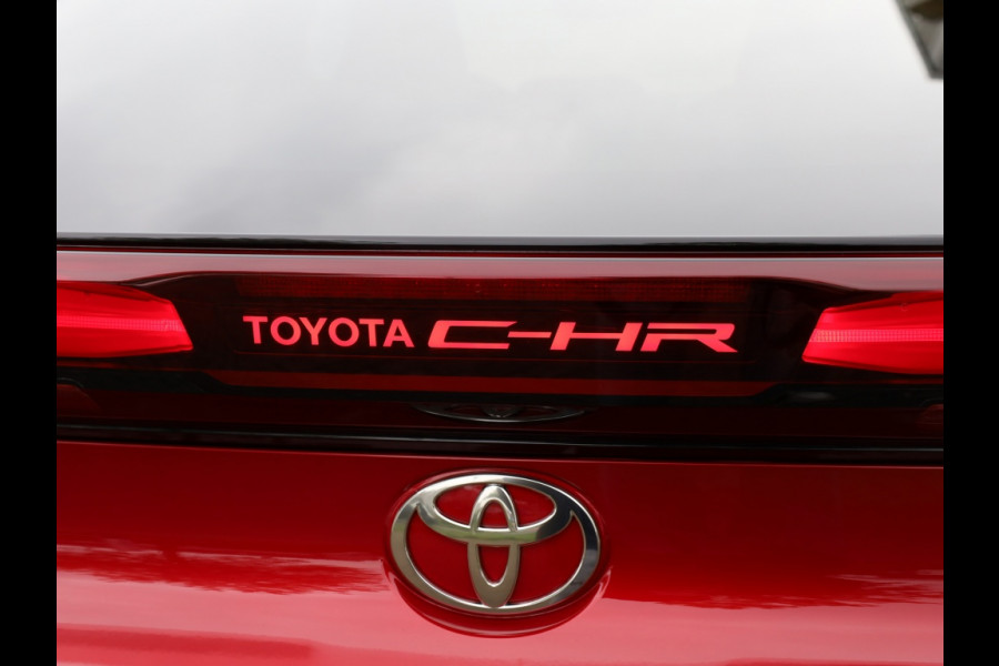 Toyota C-HR Hybrid 200 AWD First Edition | El. Achterklep | Stoelverwarming