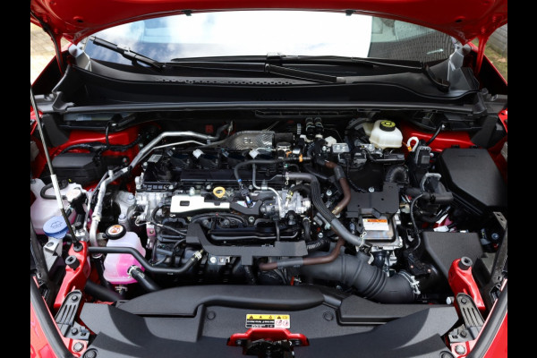 Toyota C-HR Hybrid 200 AWD First Edition | El. Achterklep | Stoelverwarming