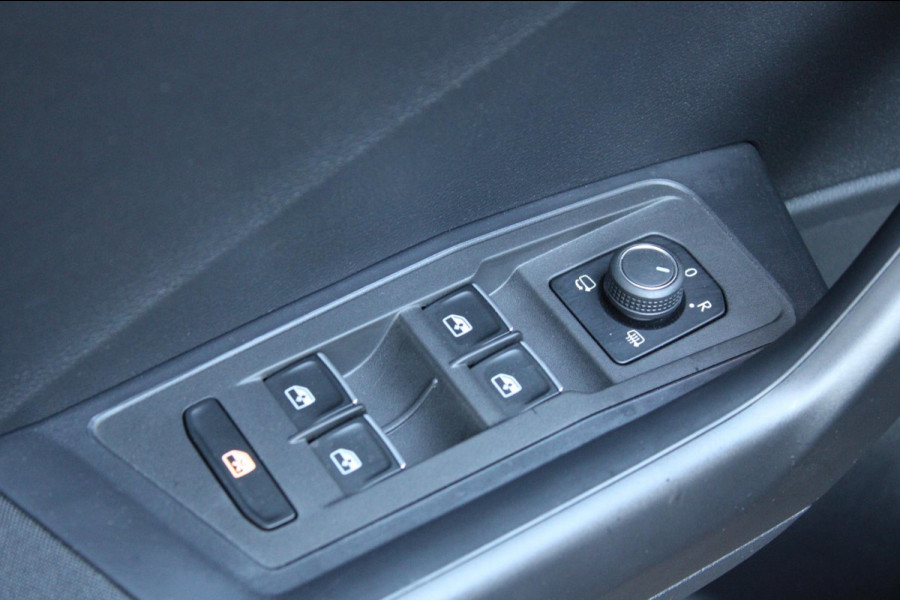 Volkswagen T-Roc 1.5 TSI Sport Virtual Navi Acc Led Nap