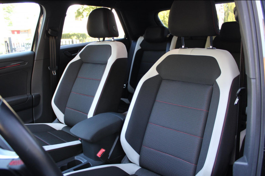 Volkswagen T-Roc 1.5 TSI Sport Virtual Navi Acc Led Nap
