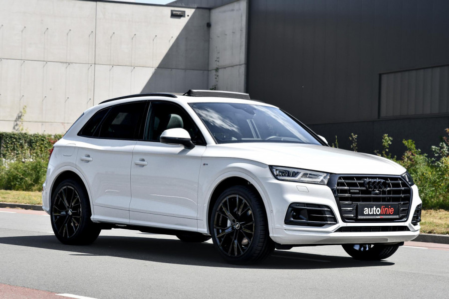 Audi Q5 55 TFSI e quattro Competition 3x S-Line. Luchtv, Pano, ACC, 360, B&O, Trekh, Stuurvw, Keyless, Matrix, CarPlay, Dodeh!