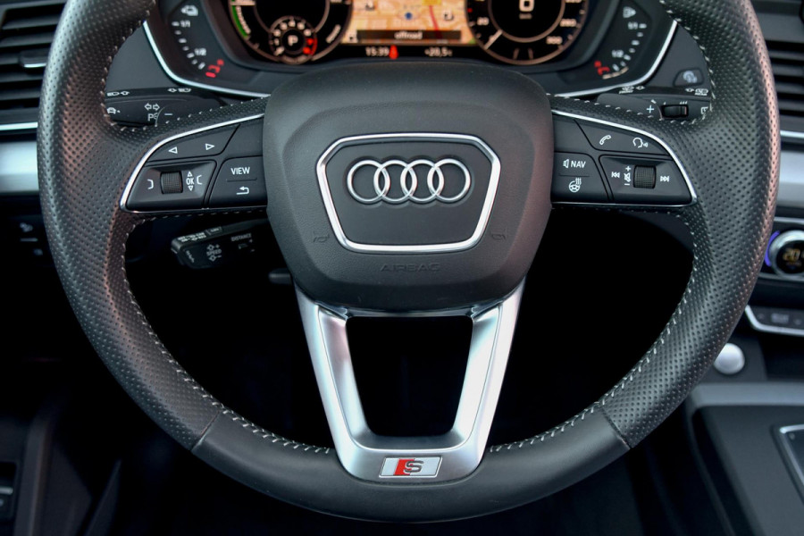 Audi Q5 55 TFSI e quattro Competition 3x S-Line. Luchtv, Pano, ACC, 360, B&O, Trekh, Stuurvw, Keyless, Matrix, CarPlay, Dodeh!