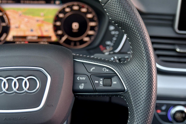 Audi Q5 55 TFSI e quattro Competition 3x S-Line. Luchtv, Pano, ACC, 360, B&O, Trekh, Stuurvw, Keyless, Matrix, CarPlay, Dodeh!