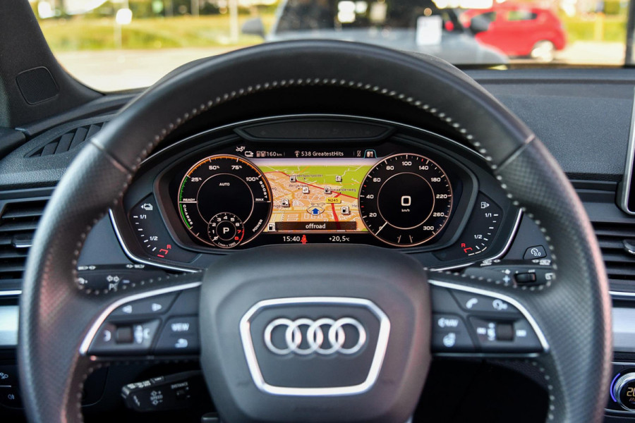 Audi Q5 55 TFSI e quattro Competition 3x S-Line. Luchtv, Pano, ACC, 360, B&O, Trekh, Stuurvw, Keyless, Matrix, CarPlay, Dodeh!