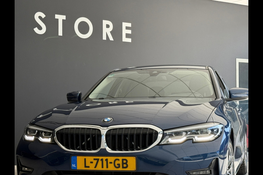 BMW 3-serie 320i BNS Edit Navi|Sportstoelen|Apple Carplay|Dealer Onderhouden